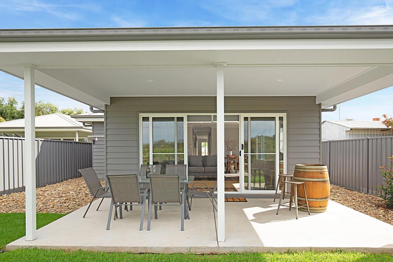 Milawa Vineyard Views - Guesthouse 1 Buitenkant foto